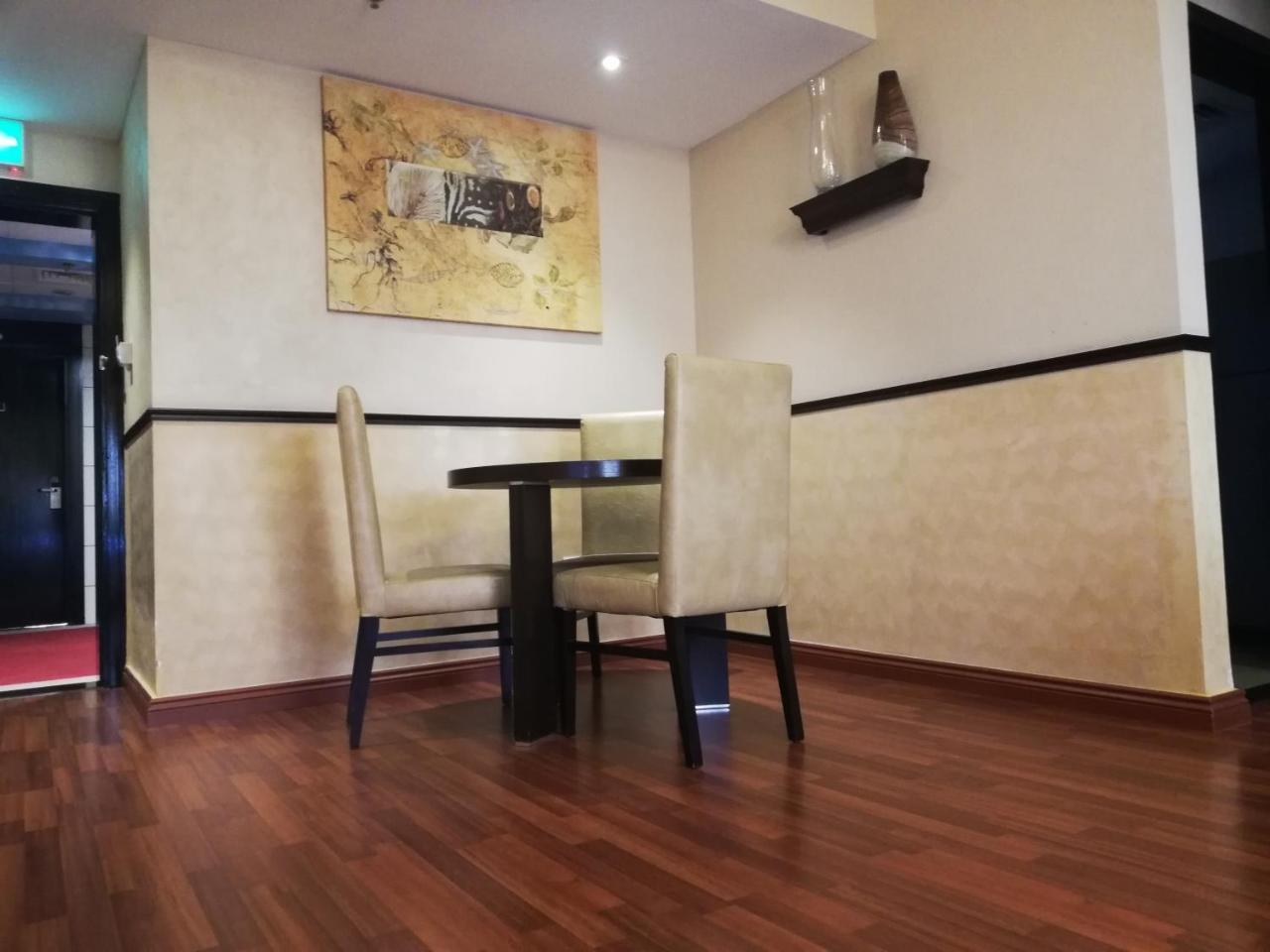 Boulevard City Suites Hotel Apartments Dubai Exterior foto